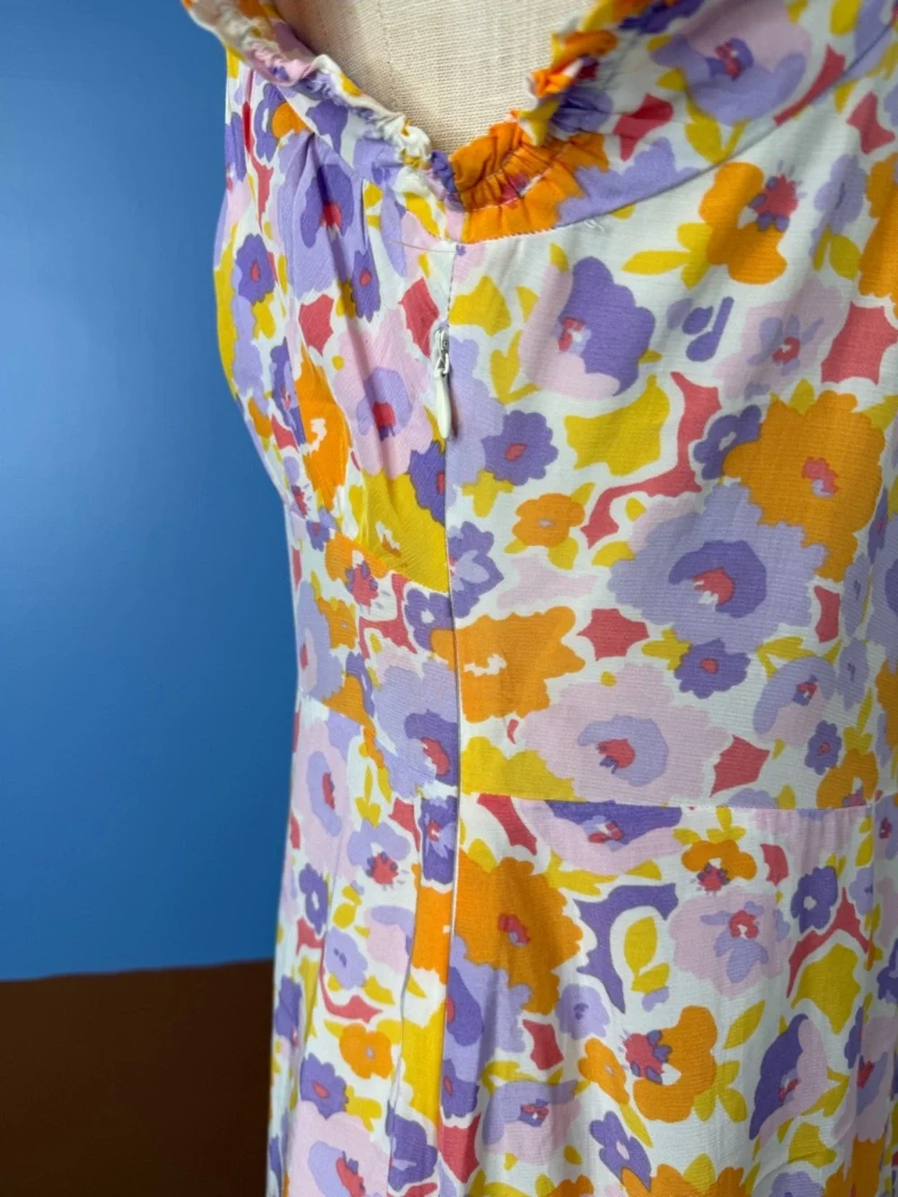 Altar’d State Pastel Floral Midi Dress in Yellow & Lavender Sweetheart Bodice L - Picture 4 of 6